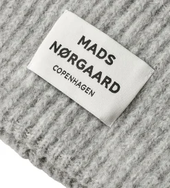 Mads Nørgaard Hue -Uld/Akryl - Tosca Anju - Lysegråmeleret